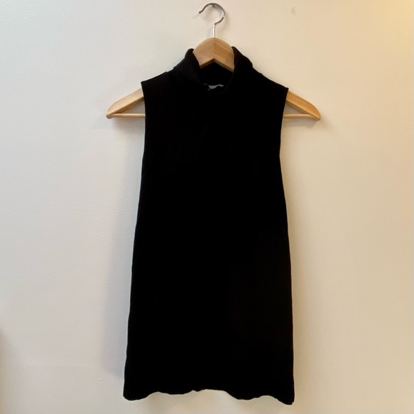 Black Turtleneck Tank - Picture 3 of 3